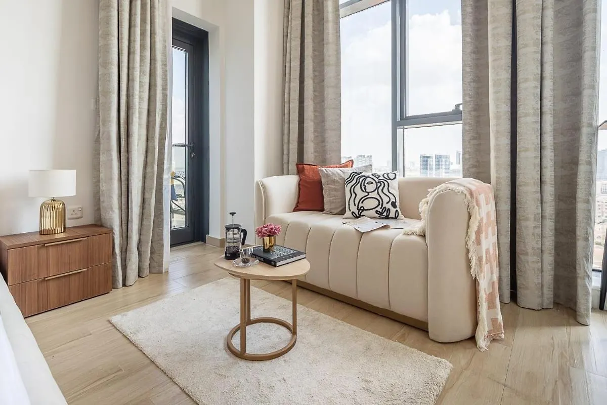Frank Porter - Regina Tower Dubai 0*,  United Arab Emirates